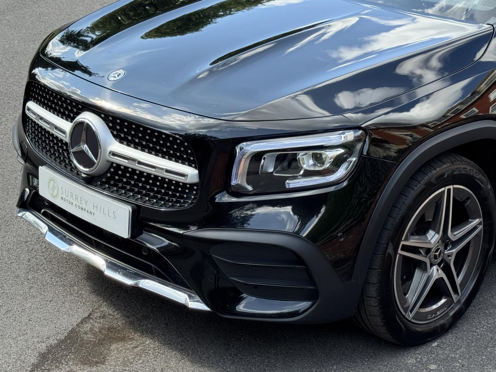 Mercedes-Benz GLB 2.0 GLB220d AMG Line (Premium) SUV 5dr Diesel 8G-DCT 4MATIC Euro 6 (s/s) (190 ps)