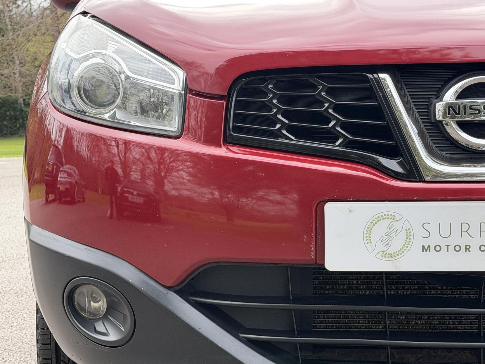 Nissan Qashqai 1.6 Acenta SUV 5dr Petrol CVT 2WD Euro 5 (117 ps)