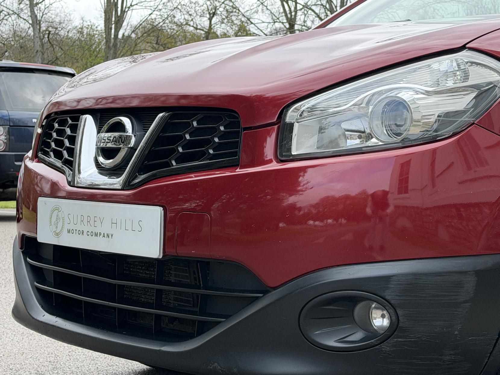 Nissan Qashqai 1.6 Acenta SUV 5dr Petrol CVT 2WD Euro 5 (117 ps)