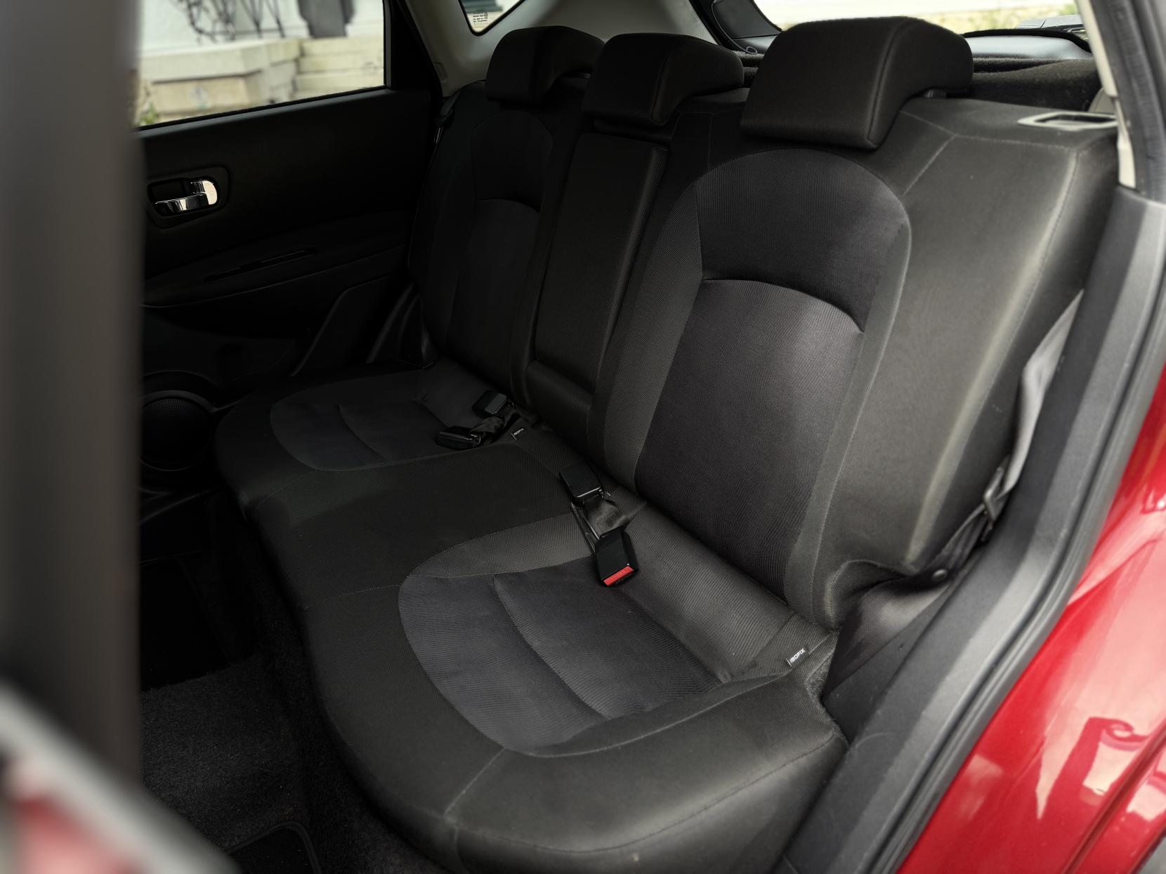 Nissan Qashqai 1.6 Acenta SUV 5dr Petrol CVT 2WD Euro 5 (117 ps)