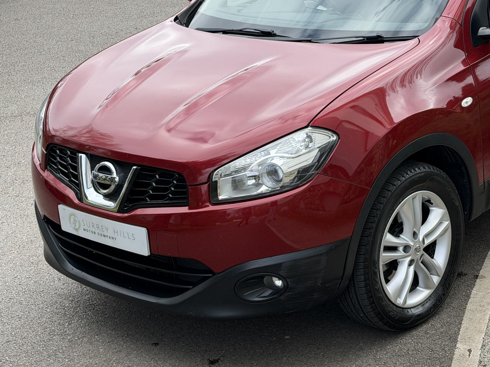 Nissan Qashqai 1.6 Acenta SUV 5dr Petrol CVT 2WD Euro 5 (117 ps)