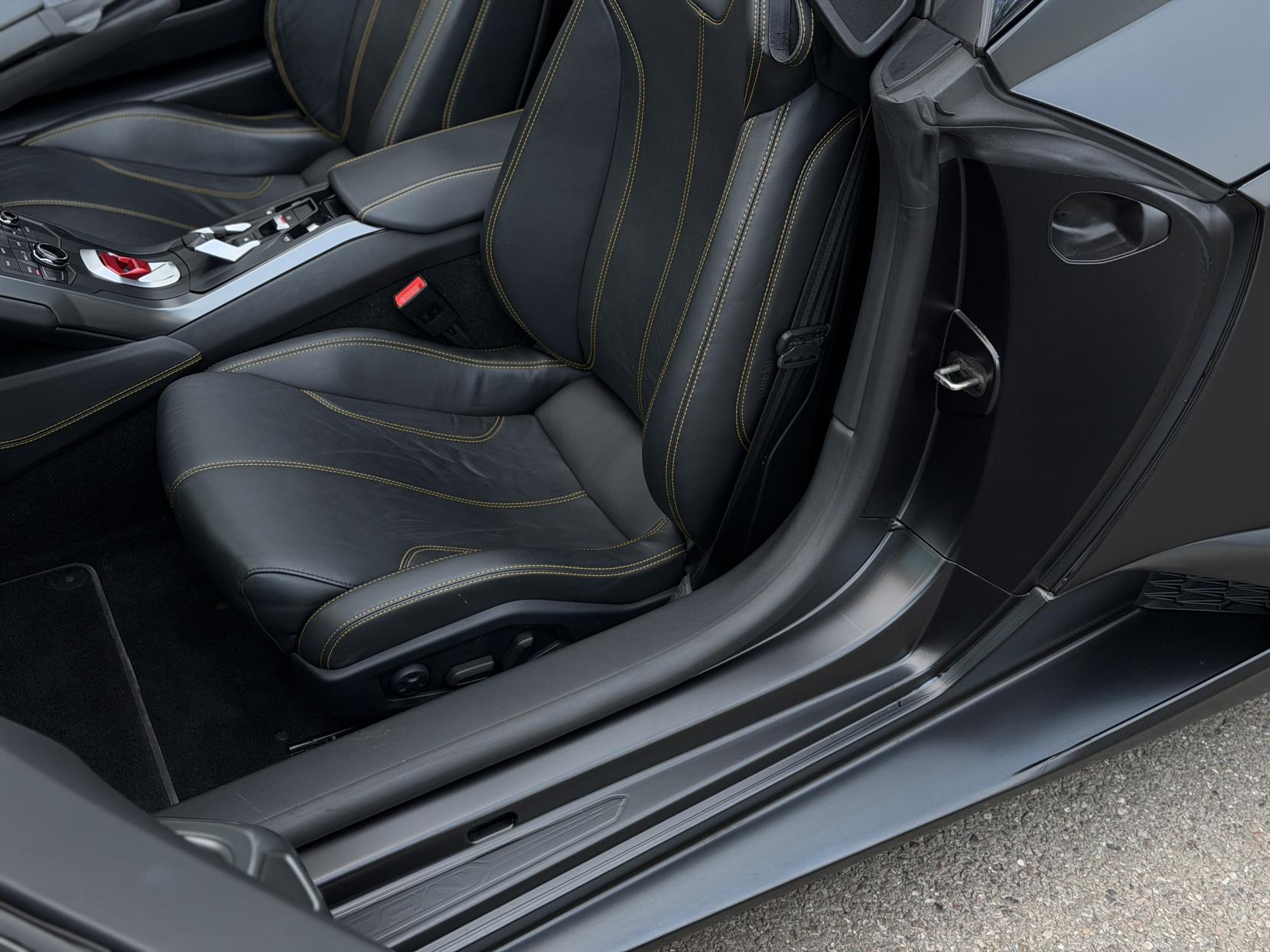 Lamborghini Huracan 5.2 V10 LP 580-2 Spyder 2dr Petrol LDF Euro 6 (s/s) (580 ps)