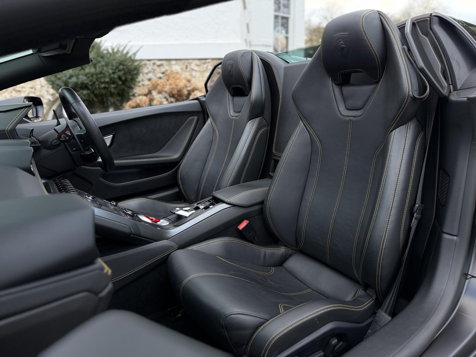 Lamborghini Huracan 5.2 V10 LP 580-2 Spyder 2dr Petrol LDF Euro 6 (s/s) (580 ps)