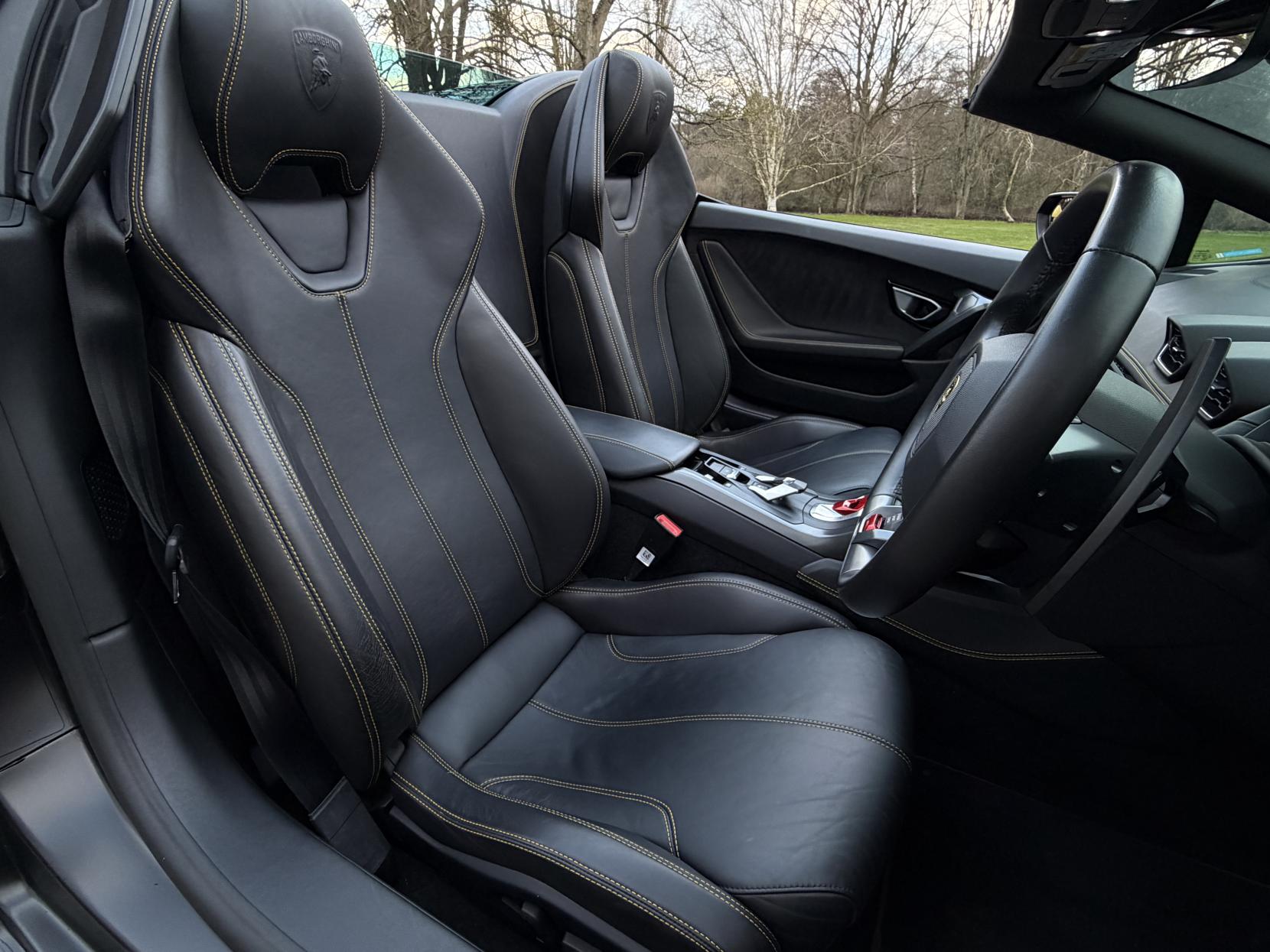 Lamborghini Huracan 5.2 V10 LP 580-2 Spyder 2dr Petrol LDF Euro 6 (s/s) (580 ps)