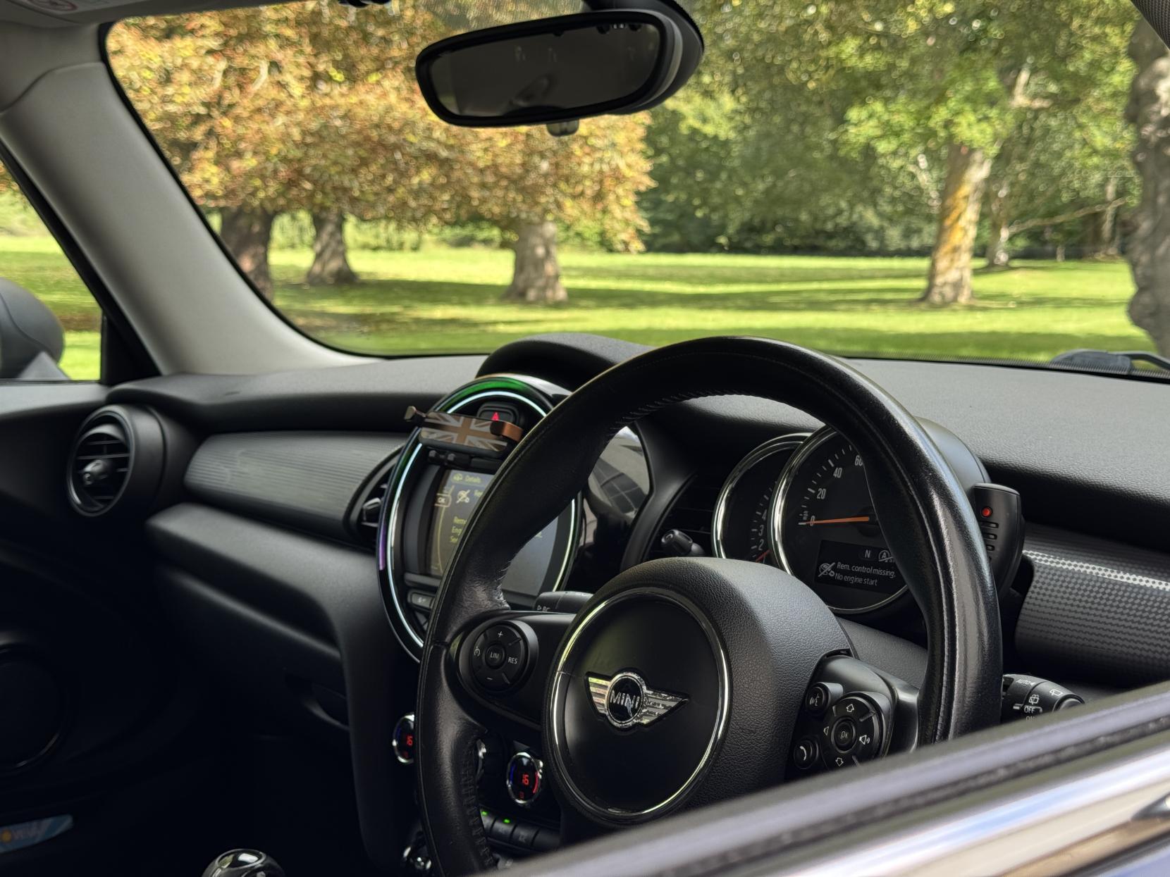 MINI Hatch 1.5 Cooper Hatchback 3dr Petrol Manual Euro 6 (s/s) (136 ps)