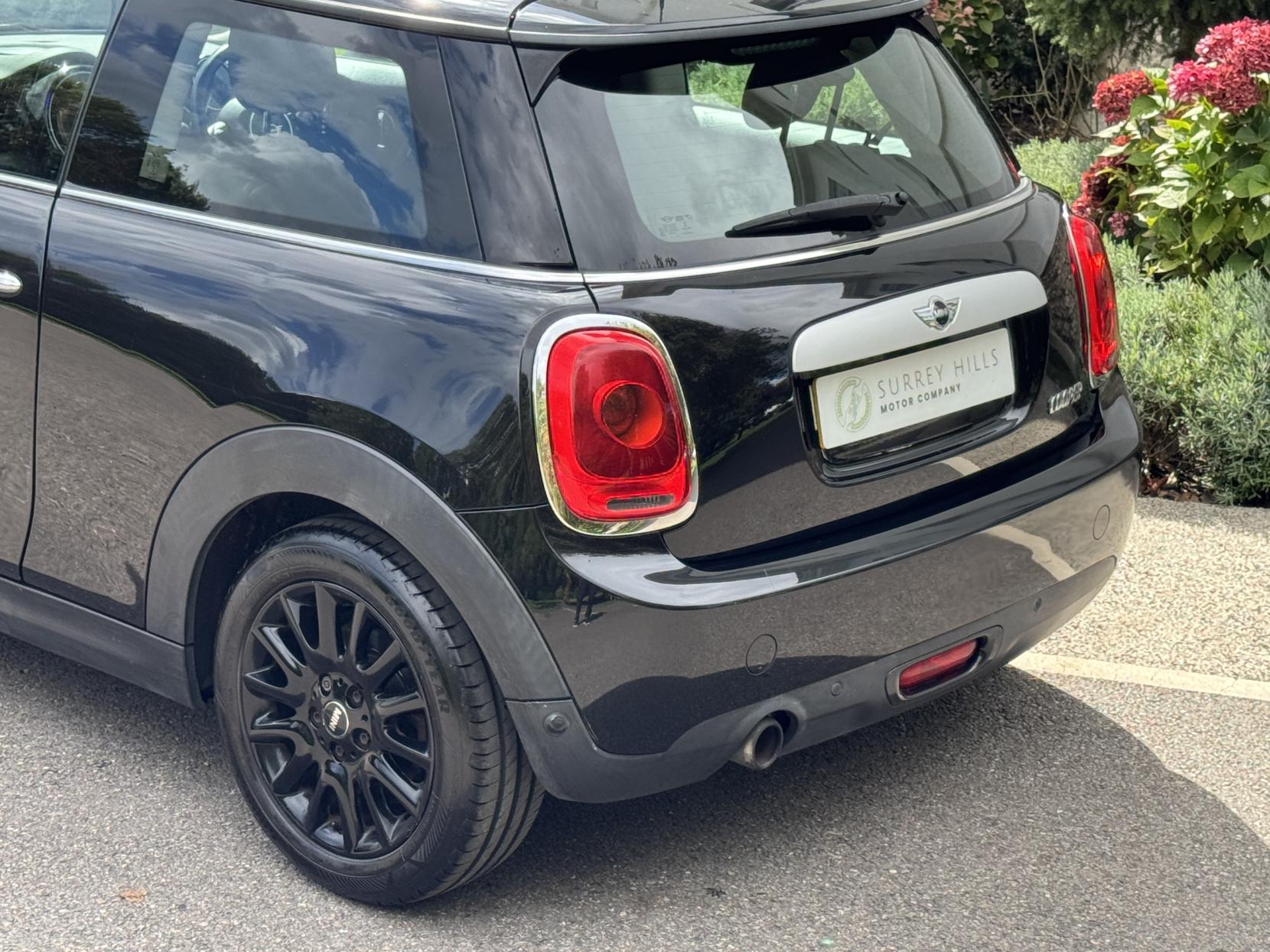 MINI Hatch 1.5 Cooper Hatchback 3dr Petrol Manual Euro 6 (s/s) (136 ps)