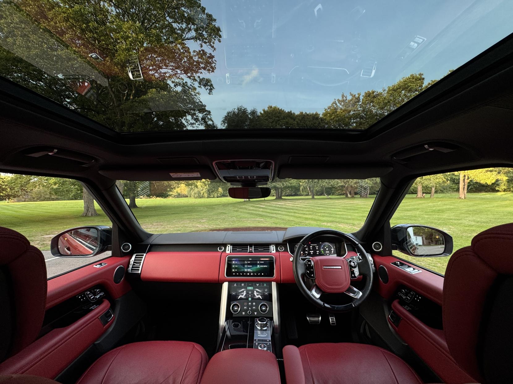 Land Rover Range Rover 2.0 P400e 13.1kWh Autobiography SUV 5dr Petrol Plug-in Hybrid Auto 4WD Euro 6 (s/s) LWB (404 ps)