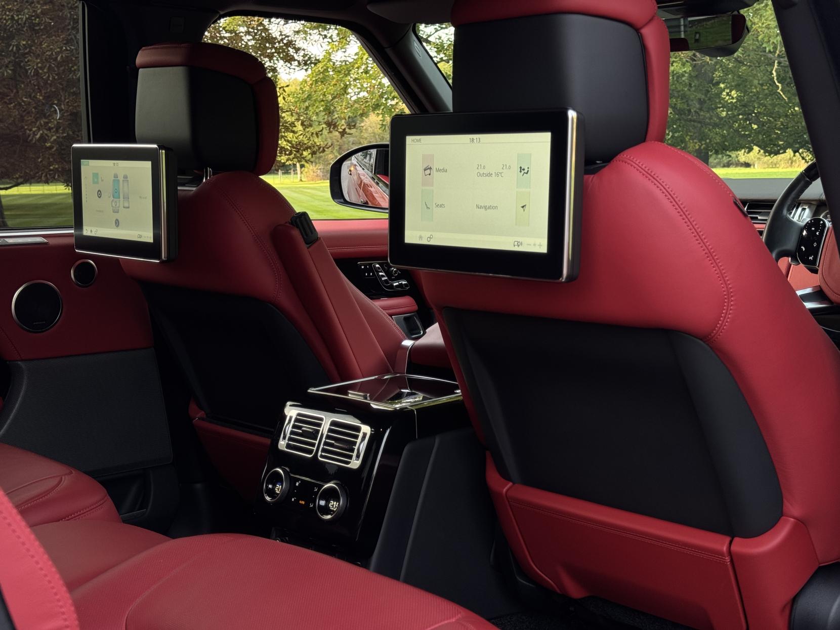 Land Rover Range Rover 2.0 P400e 13.1kWh Autobiography SUV 5dr Petrol Plug-in Hybrid Auto 4WD Euro 6 (s/s) LWB (404 ps)