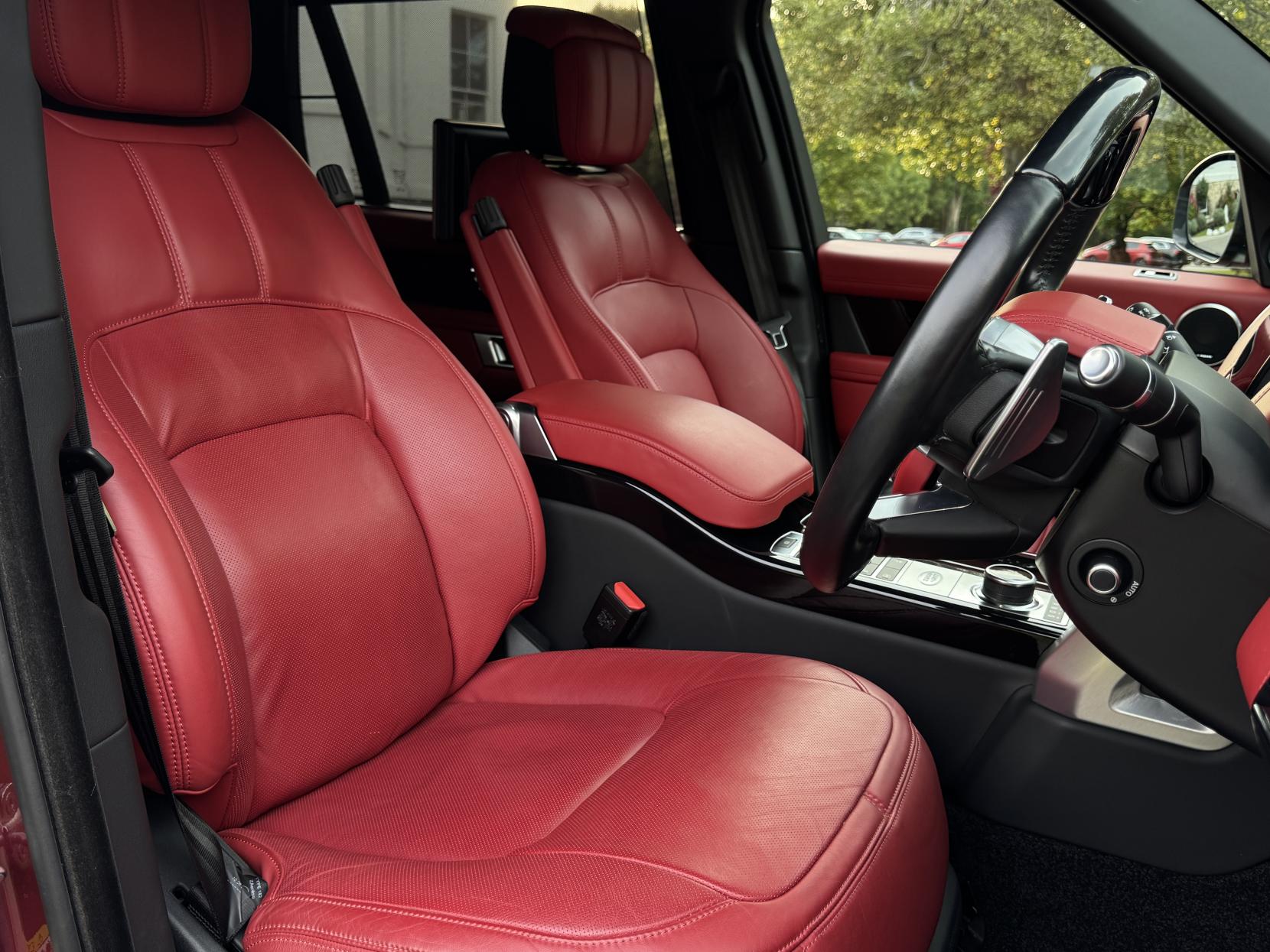 Land Rover Range Rover 2.0 P400e 13.1kWh Autobiography SUV 5dr Petrol Plug-in Hybrid Auto 4WD Euro 6 (s/s) LWB (404 ps)