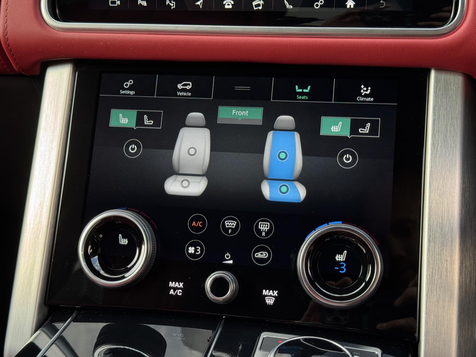Land Rover Range Rover 2.0 P400e 13.1kWh Autobiography SUV 5dr Petrol Plug-in Hybrid Auto 4WD Euro 6 (s/s) LWB (404 ps)
