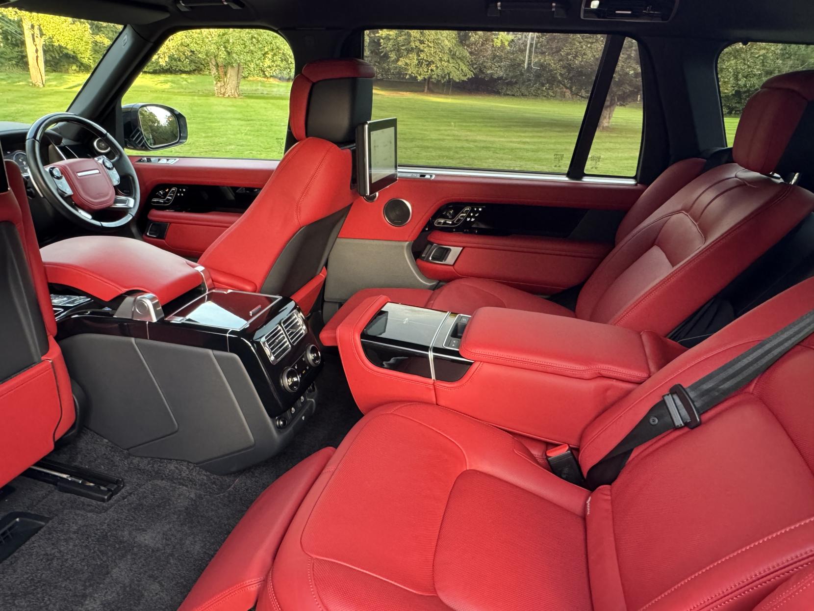 Land Rover Range Rover 2.0 P400e 13.1kWh Autobiography SUV 5dr Petrol Plug-in Hybrid Auto 4WD Euro 6 (s/s) LWB (404 ps)