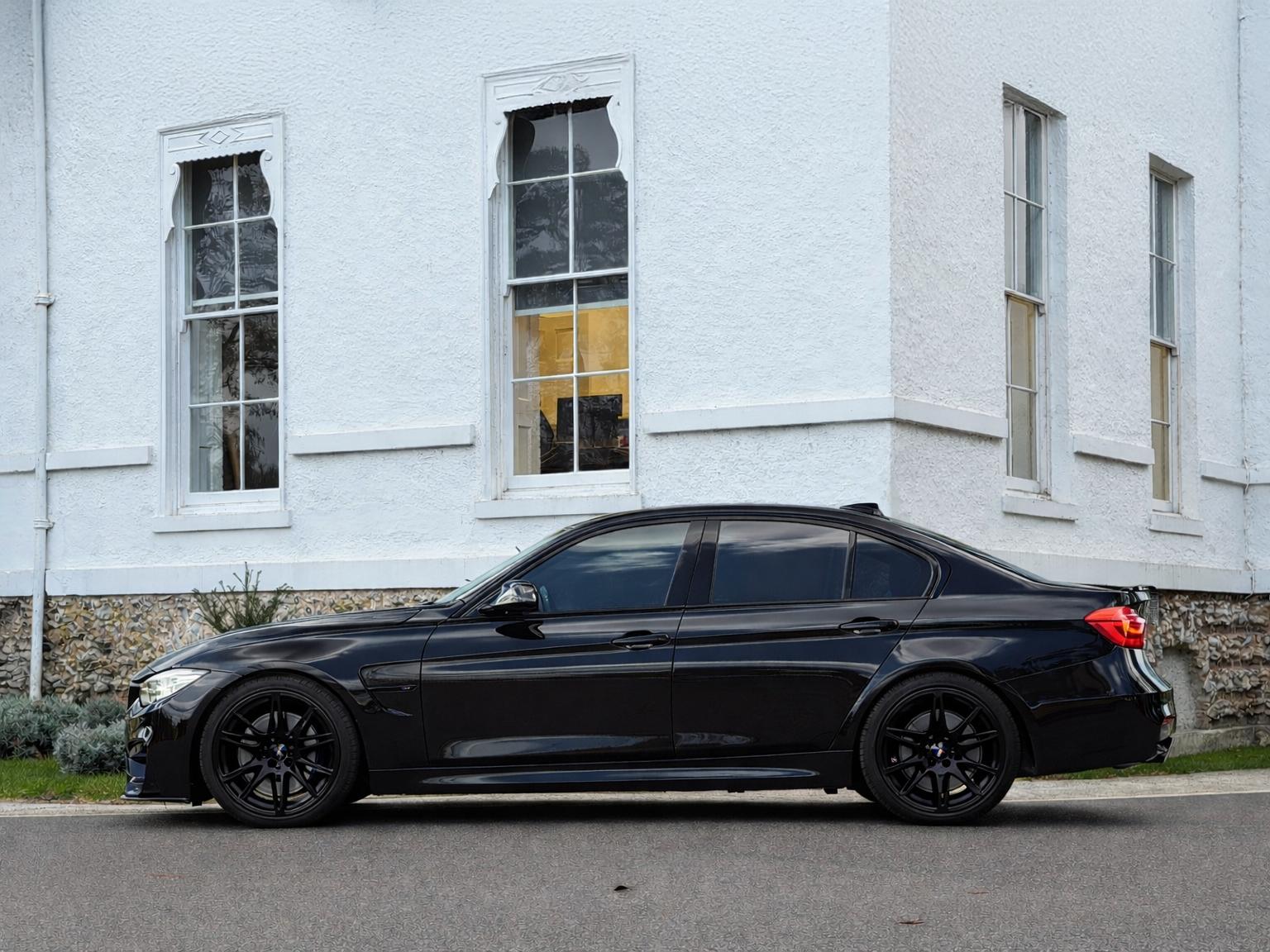 BMW M3 3.0 BiTurbo Competition Saloon 4dr Petrol DCT Euro 6 (s/s) (450 ps)