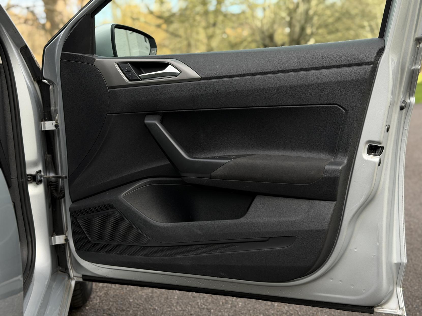 Volkswagen Polo 1.0 EVO SE Hatchback 5dr Petrol Manual Euro 6 (s/s) (80 ps)